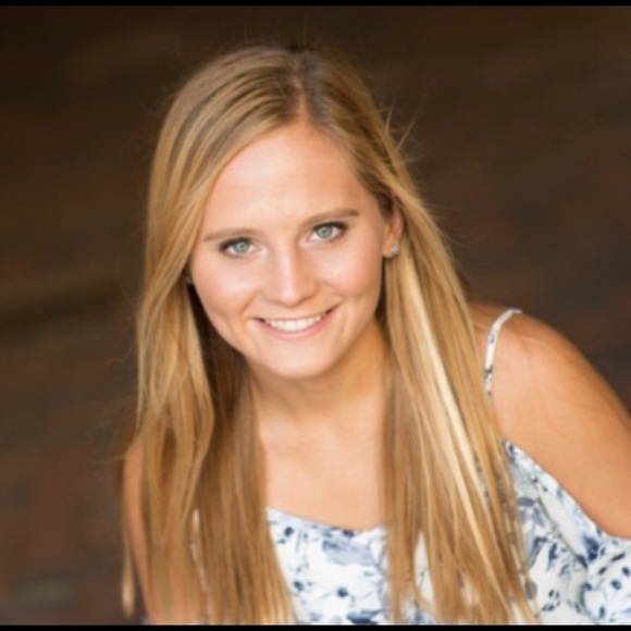 Meet your Posher, Kate - Picture 1 of 1